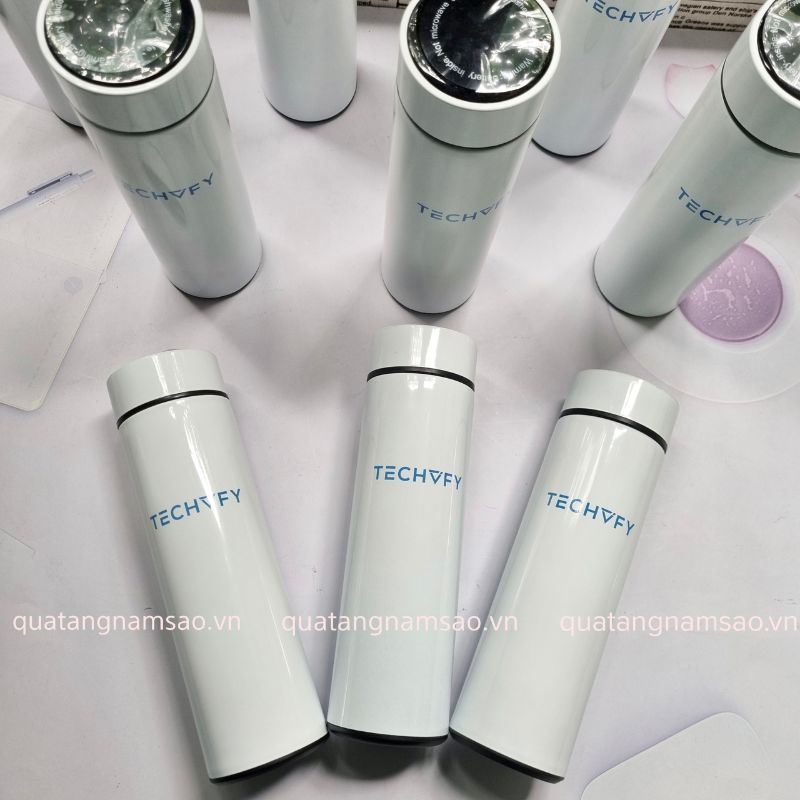 công ty cung cấp bình nước in logo