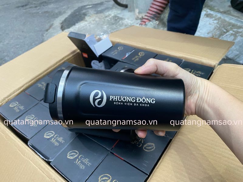 logo nổi bật trên sản phẩm
