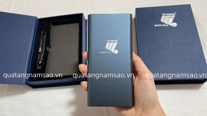 sạc dự phòng nhỏ gọn, tiện lợi