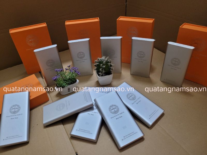 sạc dự phòng xiaomi chính hãng in logo