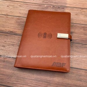 Sổ sạc đa năng - Sự kết hợp sổ tay, usb và pin sạc