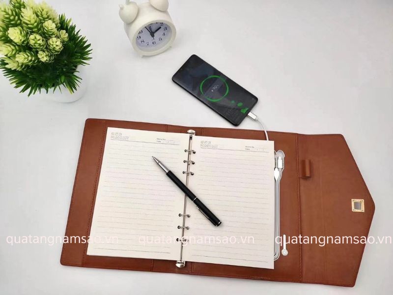 quà tặng công nghệ tiện ích