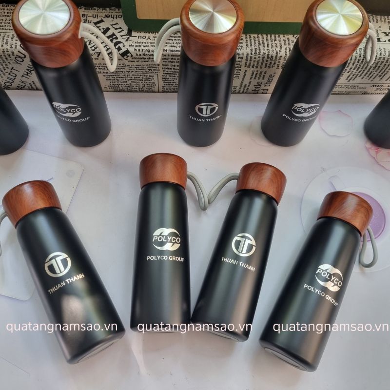 bình nắp gỗ khắc logo sắc nét