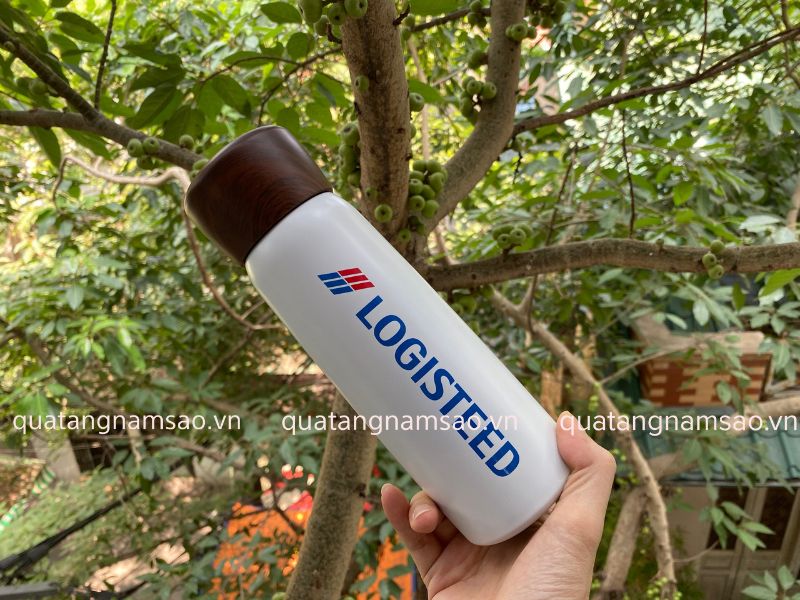 in logo lên bình giữ nhiệt