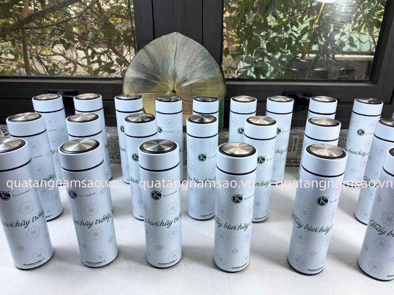 đơn vị cung cấp bình nước in logo