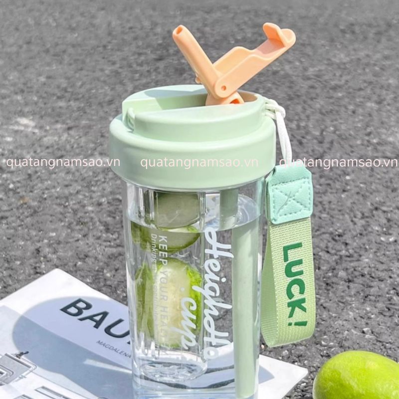 bình nước ống hút