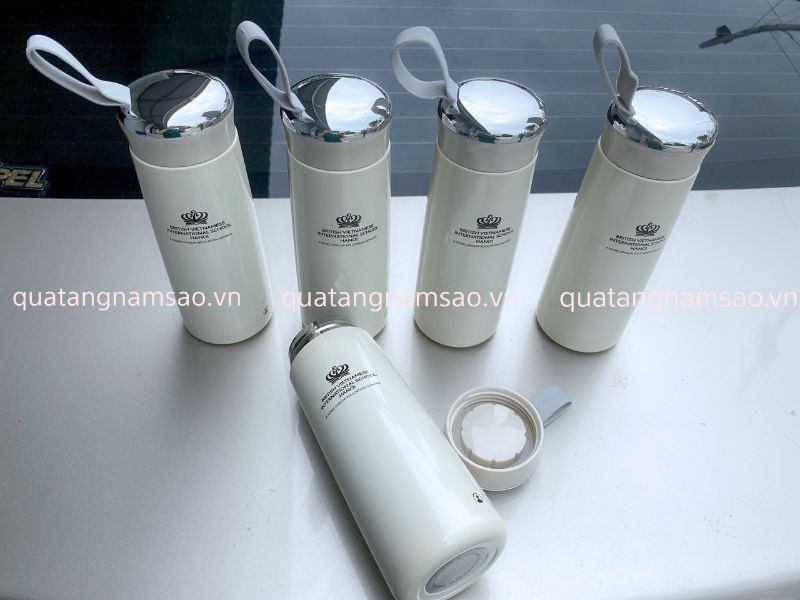 in logo lên bình giữ nhiệt lafonte