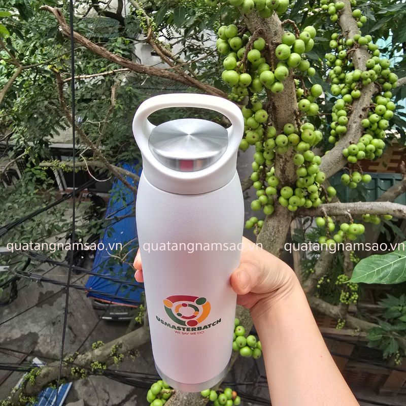 bình nước quai xách chắc chắn
