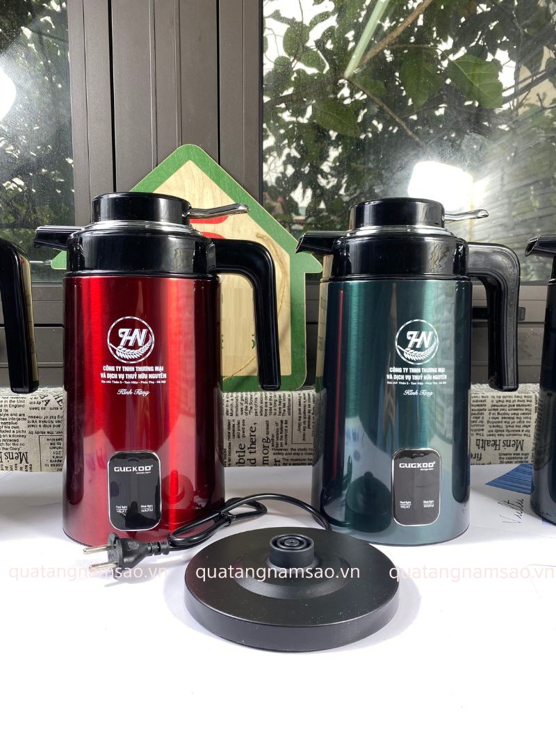 in logo lên ấm siêu tốc