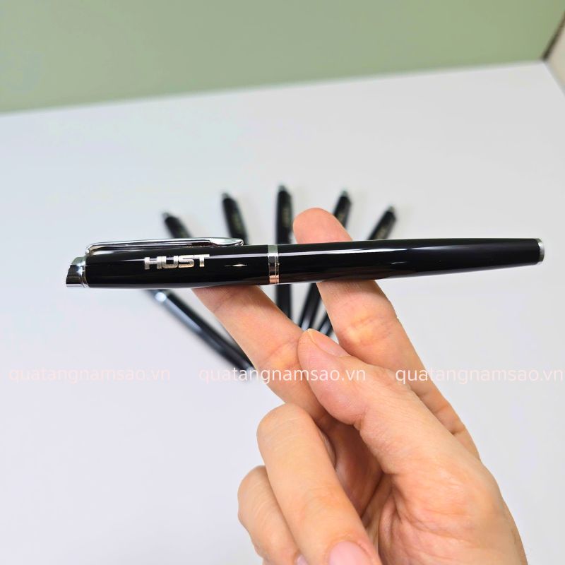 Logo sắc nét, bền bỉ
