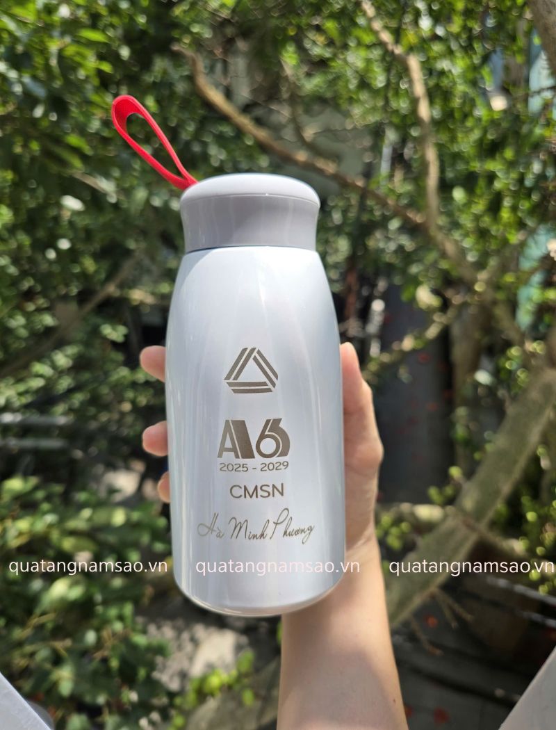 bình nước quà tặng cho học sinh